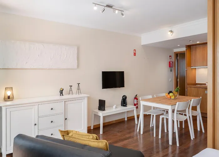 Apartamento Na Praca By An Island Apart