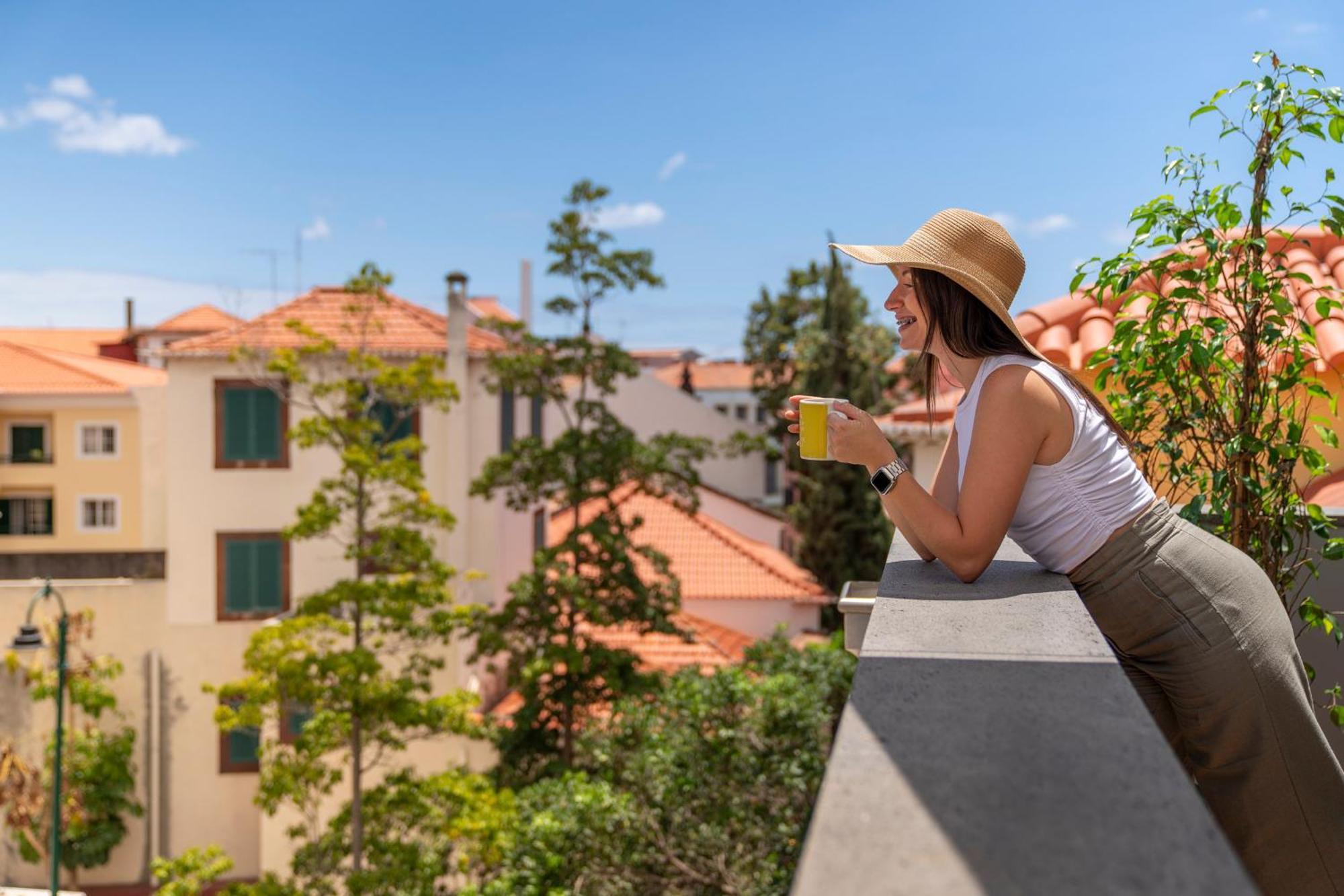 Na Praca By An Island Apartment